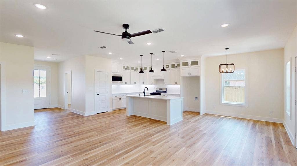 207 Sides Boulevard, Bullard, TX 75757 207 Sides Boulevard, Bullard, TX 75757