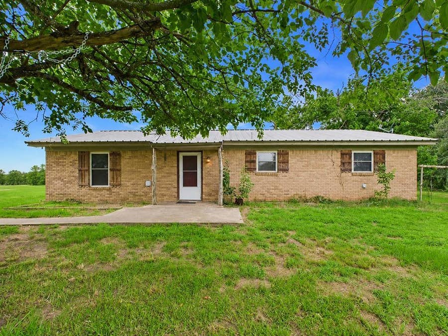 Property photo for 29118 N State Highway 19, Athens, TX