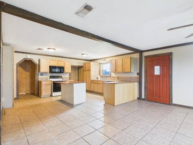 29118 N State Highway 19, Athens, TX 75752 29118 N State Highway 19, Athens, TX 75752