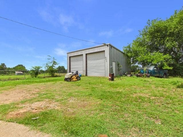 29118 N State Highway 19, Athens, TX 75752 29118 N State Highway 19, Athens, TX 75752