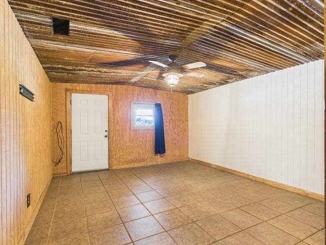 29118 N State Highway 19, Athens, TX 75752 29118 N State Highway 19, Athens, TX 75752
