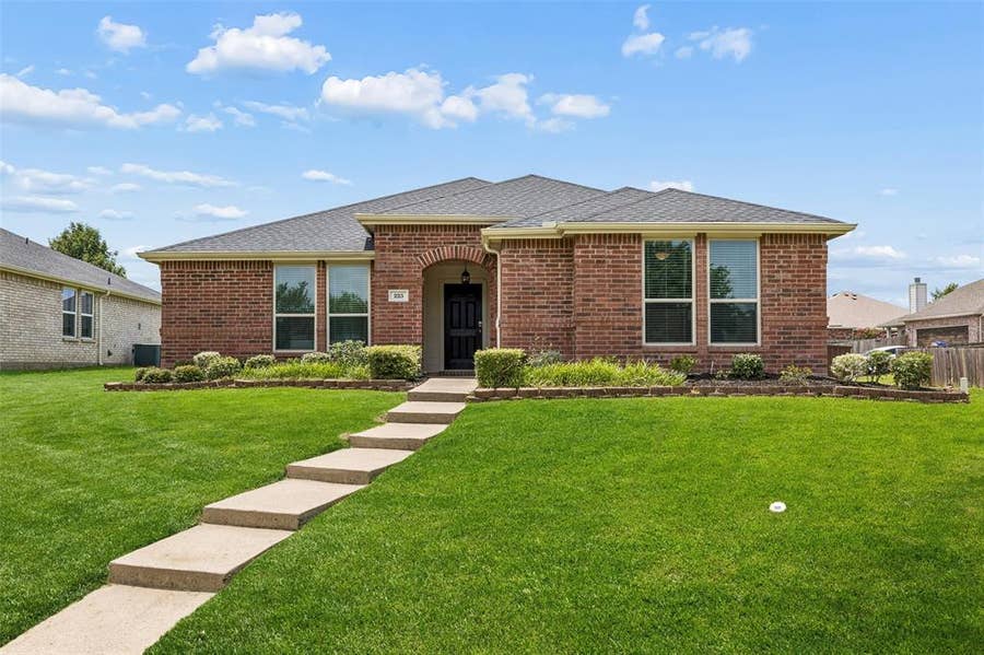 Property photo for 225 Rowdy Drive, Royse City, TX