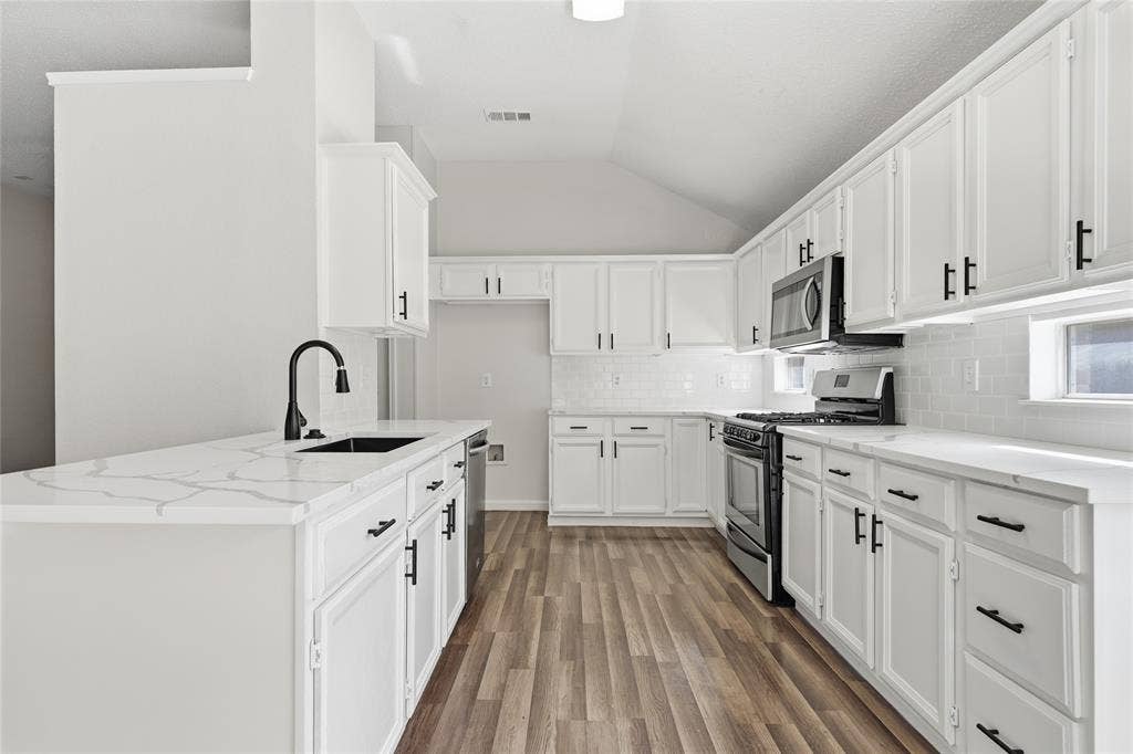 1510 Cross Courts Drive, Garland, TX 75040 1510 Cross Courts Drive, Garland, TX 75040