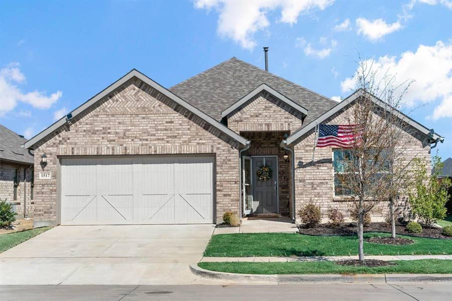 Property photo for 1517 Sweetwater Way, Celina, TX