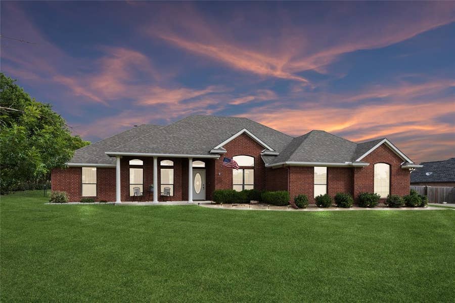Property photo for 11211 S Emerald Ranch Lane, Forney, TX
