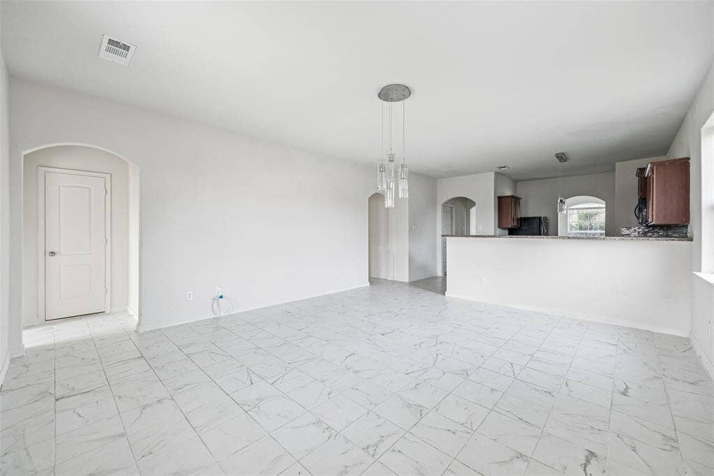 1020 Walnut Ridge Drive, Hutchins, TX 75141 1020 Walnut Ridge Drive, Hutchins, TX 75141