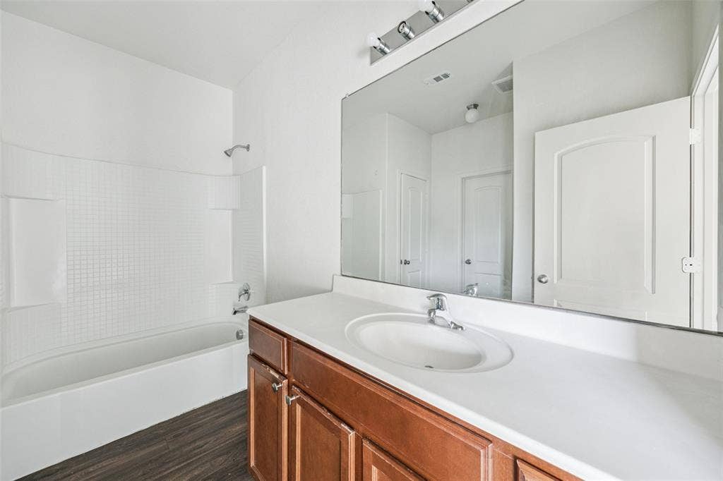 1020 Walnut Ridge Drive, Hutchins, TX 75141 1020 Walnut Ridge Drive, Hutchins, TX 75141
