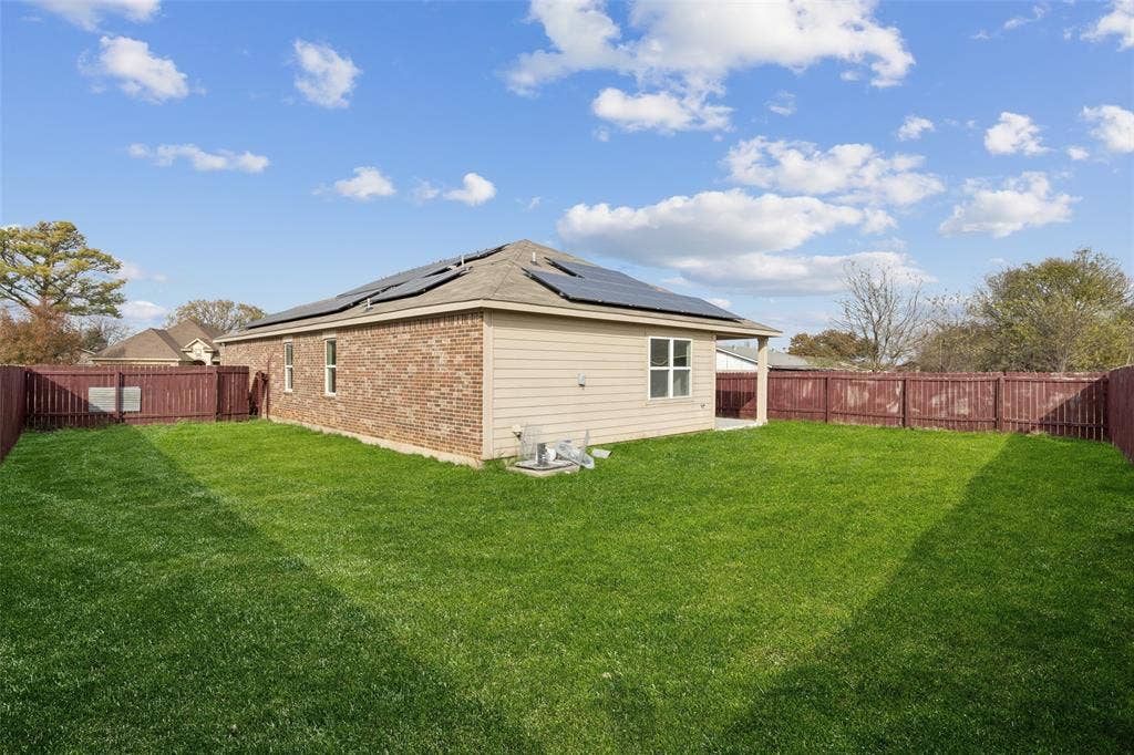 1020 Walnut Ridge Drive, Hutchins, TX 75141 1020 Walnut Ridge Drive, Hutchins, TX 75141