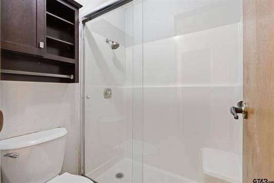 546 Woodside Drive, Hideaway, TX 75771 Primary Shower