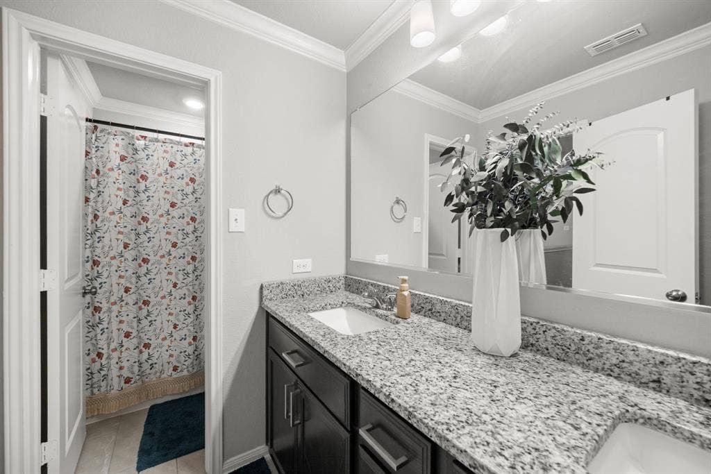 3221 Samson Drive, Waco, TX 76655 3221 Samson Drive, Waco, TX 76655