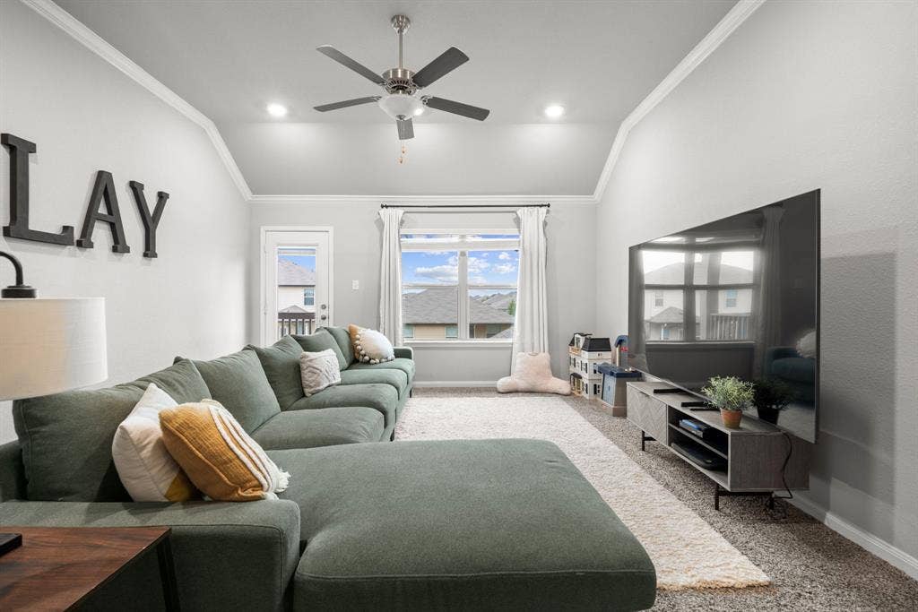 3221 Samson Drive, Waco, TX 76655 3221 Samson Drive, Waco, TX 76655