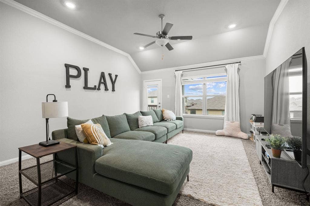 3221 Samson Drive, Waco, TX 76655 3221 Samson Drive, Waco, TX 76655