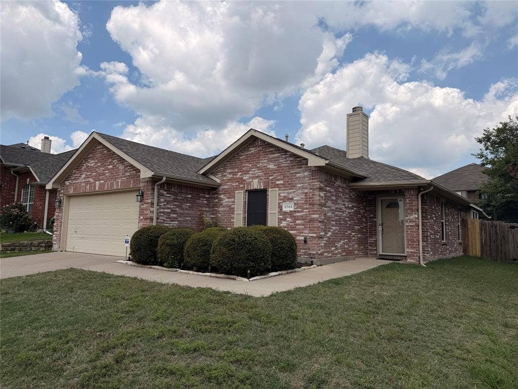 6744 Geyser Trail, Watauga, TX 76137 6744 Geyser Trail, Watauga, TX 76137