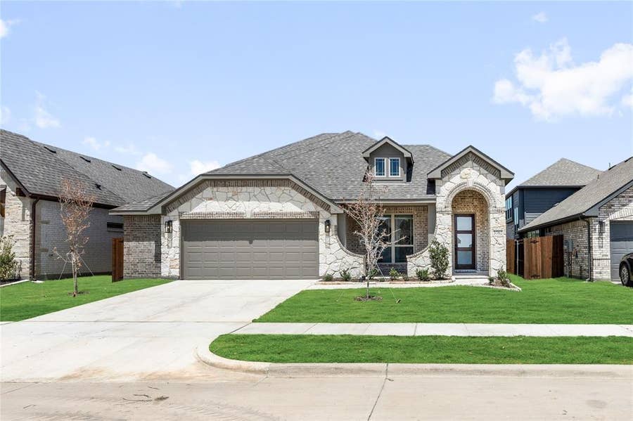 Property photo for 3762 Brookgreen Lane, Kaufman, TX