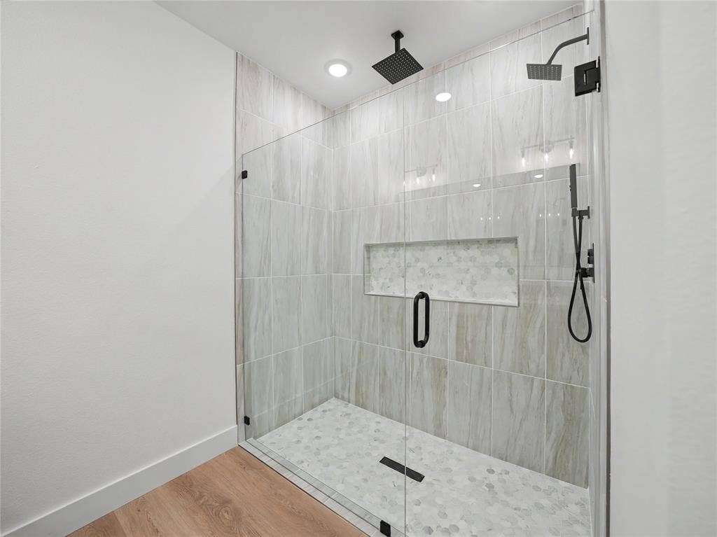 113 Dennis Drive, Azle, TX 76020 Walk-in shower with clear glass enclosure and matte black hardware