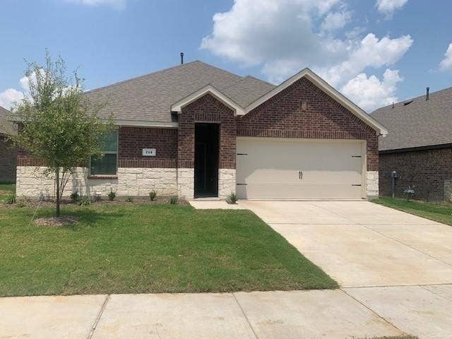 Property photo for 712 Feldspar Way, Princeton, TX