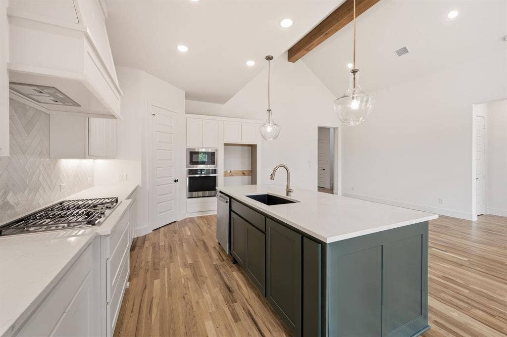 910 Sandpiper Drive, Aledo, TX 76008 910 Sandpiper Drive, Aledo, TX 76008