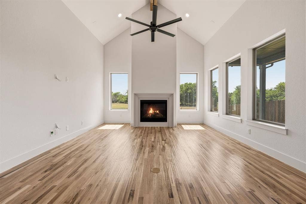 910 Sandpiper Drive, Aledo, TX 76008 910 Sandpiper Drive, Aledo, TX 76008