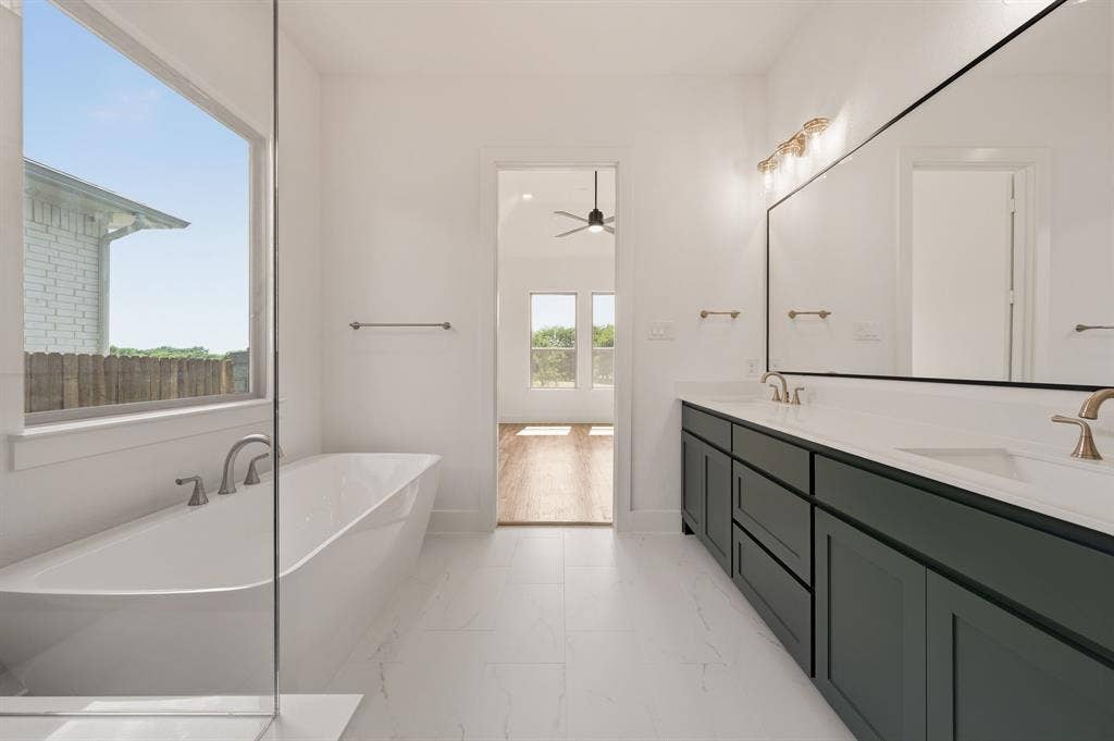 910 Sandpiper Drive, Aledo, TX 76008 910 Sandpiper Drive, Aledo, TX 76008