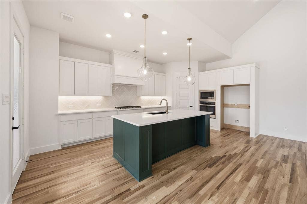 910 Sandpiper Drive, Aledo, TX 76008 910 Sandpiper Drive, Aledo, TX 76008