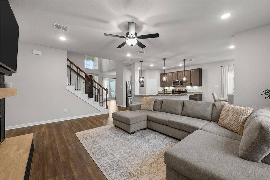 11200 Pallasite Court, Lorena, TX 76655 11200 Pallasite Court, Lorena, TX 76655
