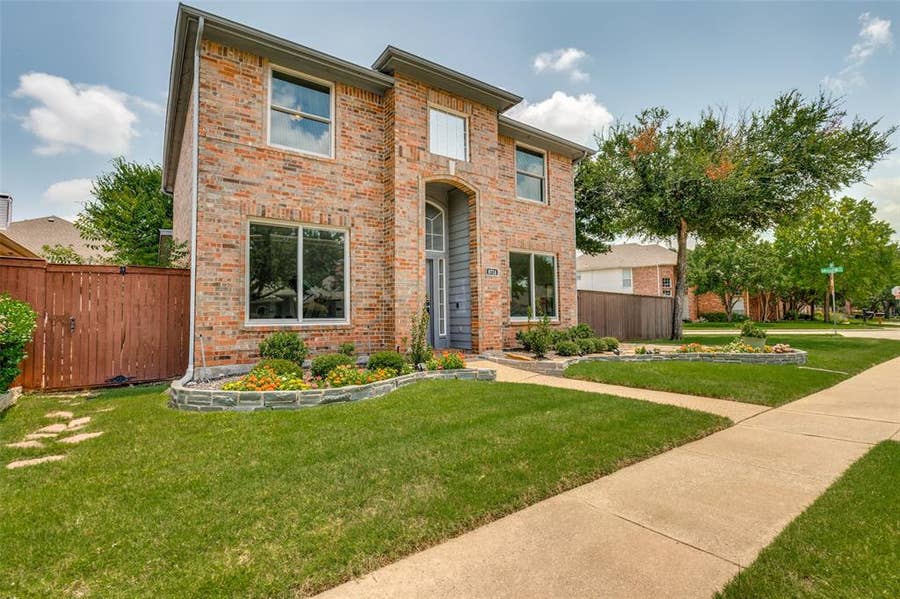 Property photo for 8714 Saddlehorn Drive, Irving, TX