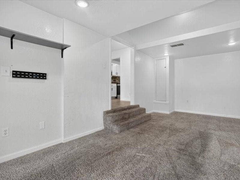 6633 Emhouse Street, Dallas, TX 75232 6633 Emhouse Street, Dallas, TX 75232