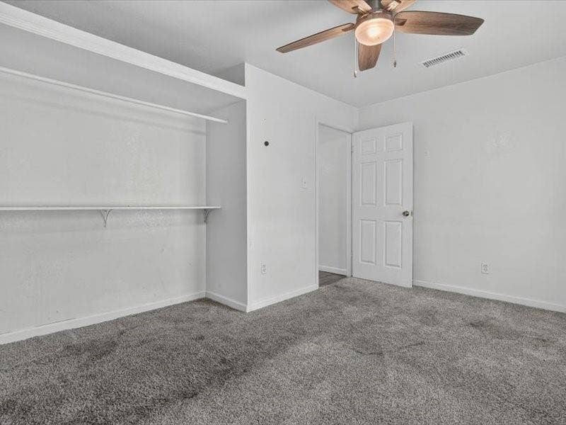 6633 Emhouse Street, Dallas, TX 75232 6633 Emhouse Street, Dallas, TX 75232