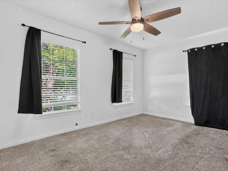 6633 Emhouse Street, Dallas, TX 75232 6633 Emhouse Street, Dallas, TX 75232