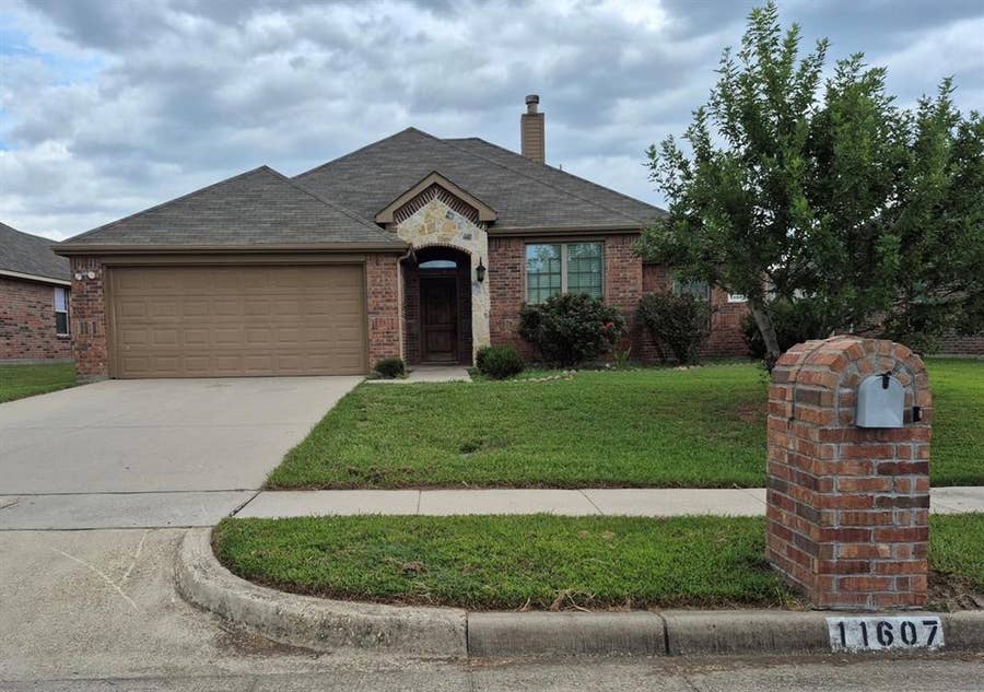 Property photo for 11607 Michele Drive, Greenville, TX