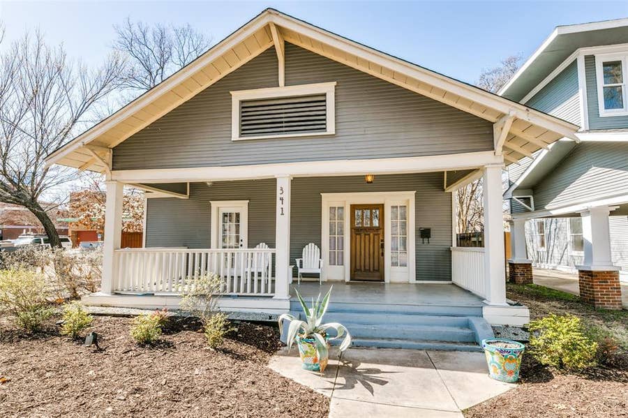 Property photo for 341 S Edgefield Avenue, Dallas, TX