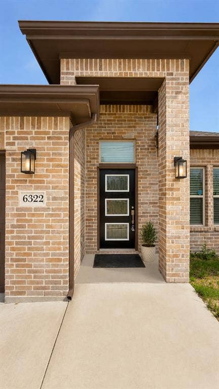 Property photo for 6322 S Lancaster Road, Dallas, TX