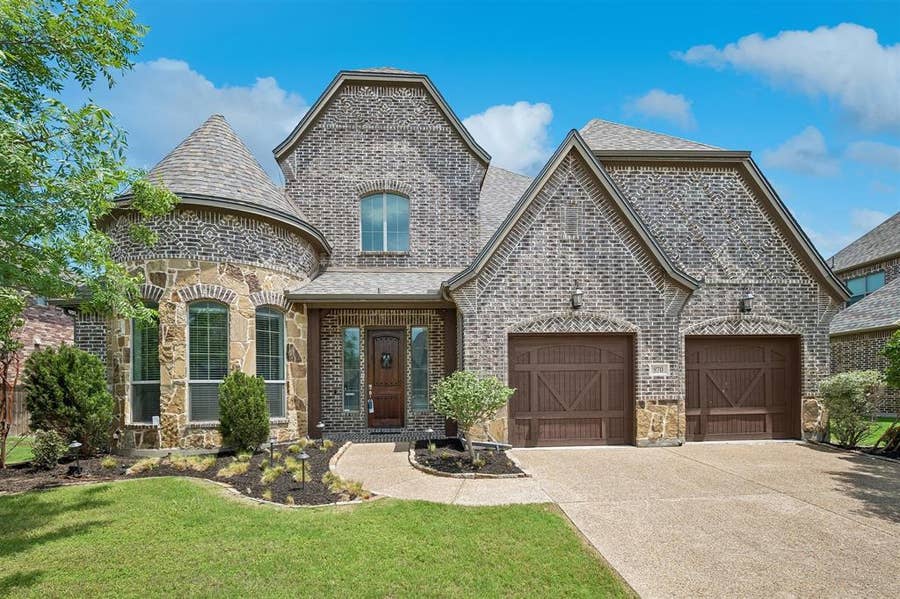 Property photo for 870 Sagebrush Drive, Prosper, TX