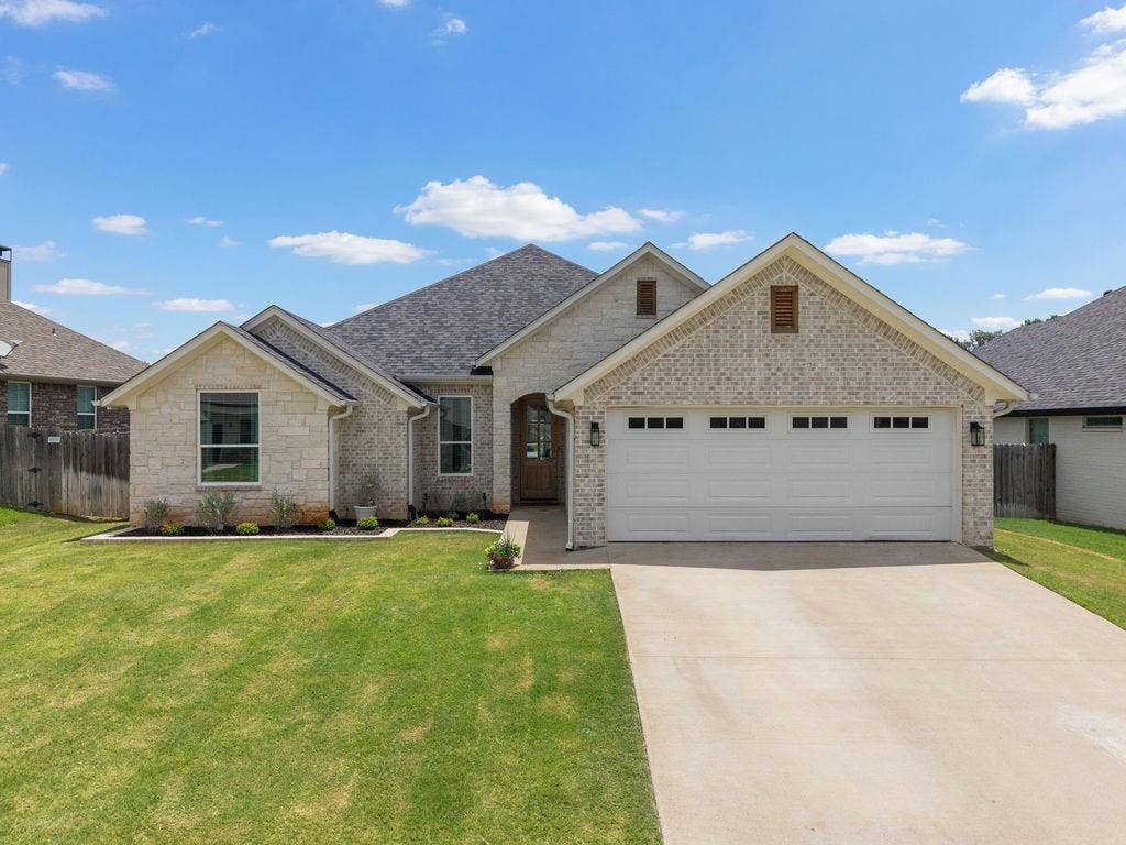 1121 Nate Circle, Bullard, TX 75757 1121 Nate Circle, Bullard, TX 75757
