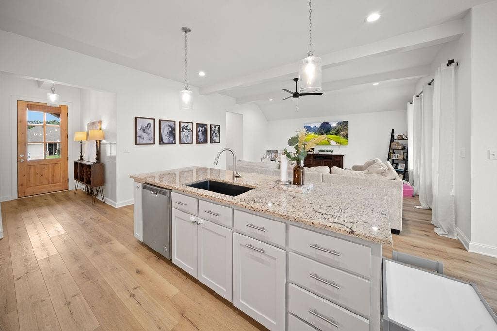 1121 Nate Circle, Bullard, TX 75757 1121 Nate Circle, Bullard, TX 75757