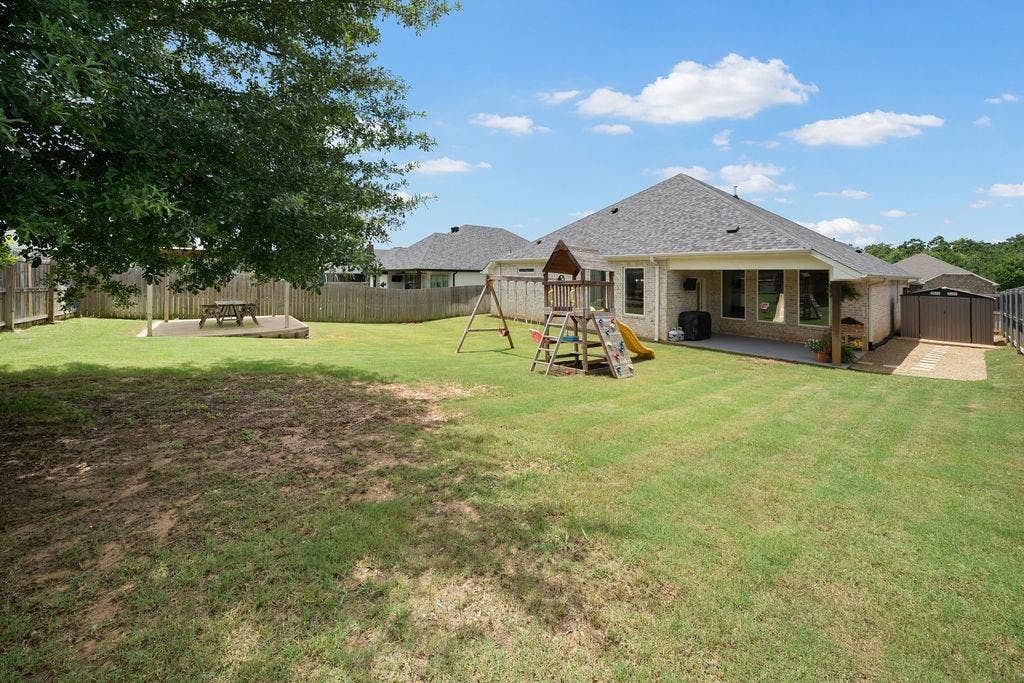1121 Nate Circle, Bullard, TX 75757 1121 Nate Circle, Bullard, TX 75757