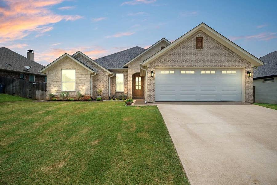 Property photo for 1121 Nate Circle, Bullard, TX