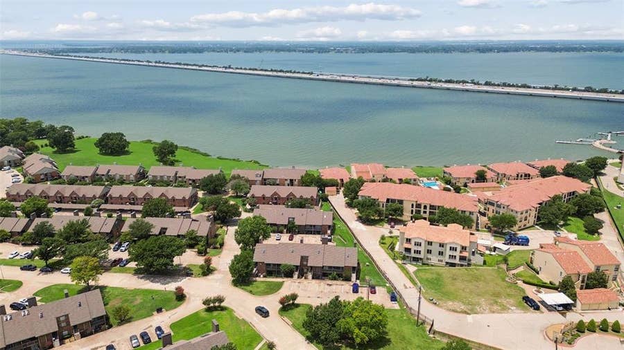 Property photo for 1503 Signal Ridge Place, Rockwall, TX