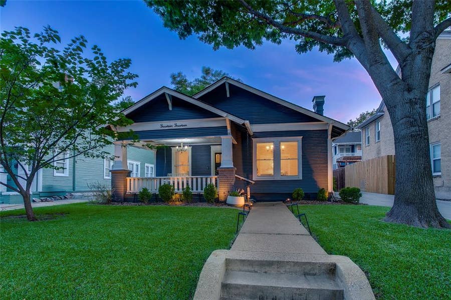 Property photo for 1414 Kings Highway, Dallas, TX