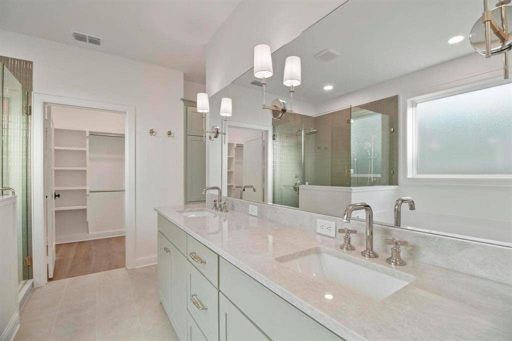 9244 Villas Court, Tyler, TX 75703 9244 Villas Court, Tyler, TX 75703