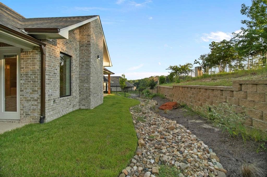 9244 Villas Court, Tyler, TX 75703 9244 Villas Court, Tyler, TX 75703