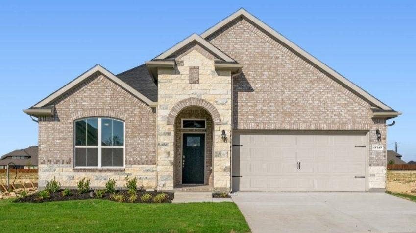 Property photo for 17137 MANZANILLA Drive, Justin, TX
