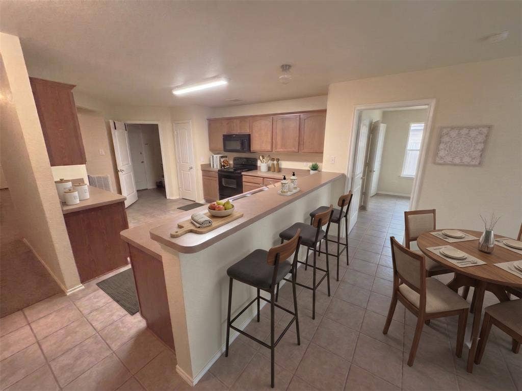 2006 Times Road, Heartland, TX 75126 Kitchen-all photos virtually staged