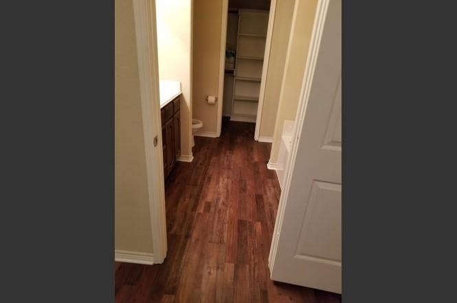 2121 Colby Lane, Wylie, TX 75098 Separate shower and tub