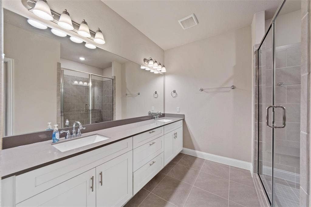 4724 Ladrillo Lane, McKinney, TX 75070 4724 Ladrillo Lane, McKinney, TX 75070