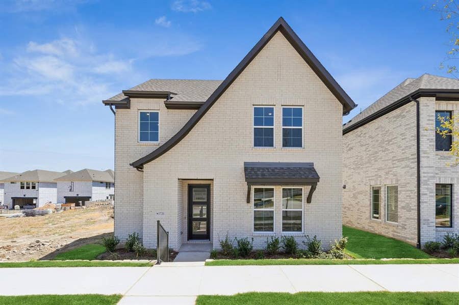 Property photo for 3720 Malamute Run, McKinney, TX