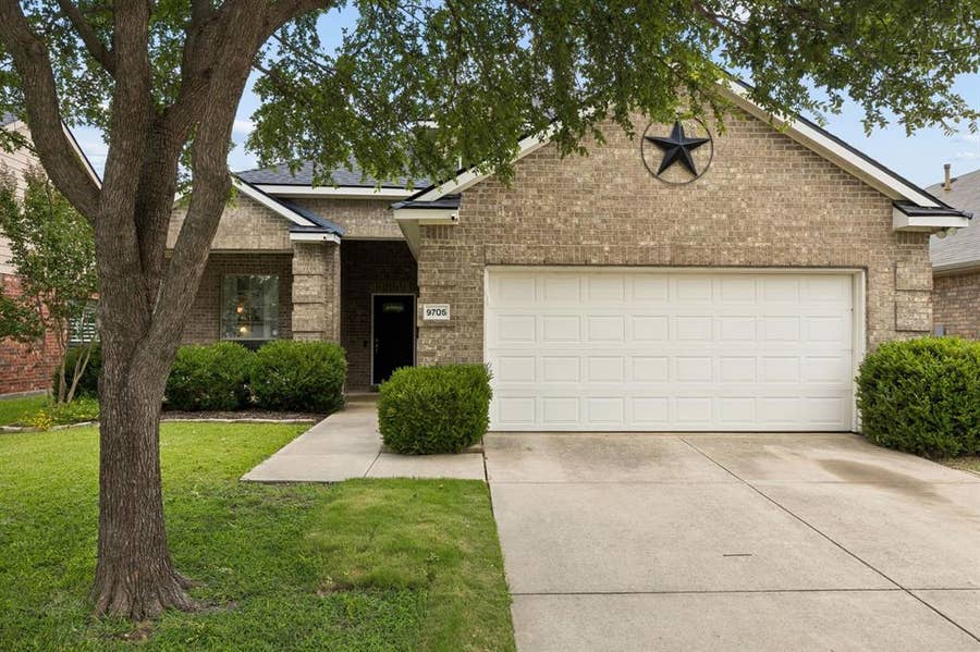 Property photo for 9705 Starfire Drive, McKinney, TX