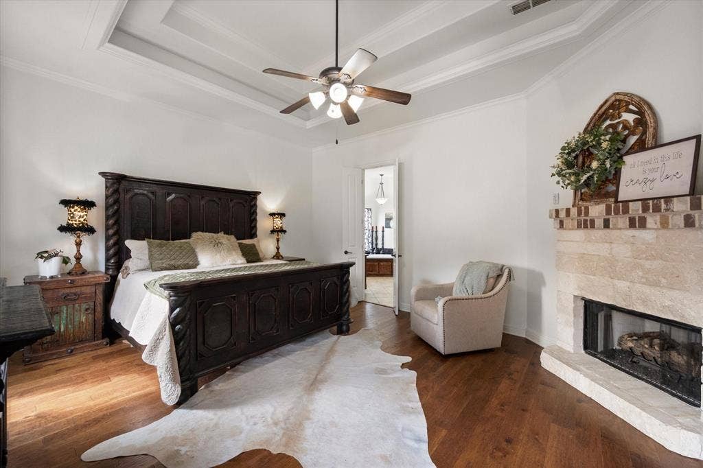 primary bedroom
