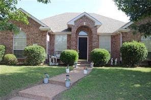 Property photo for 123 Hillcrest Drive, Murphy, TX