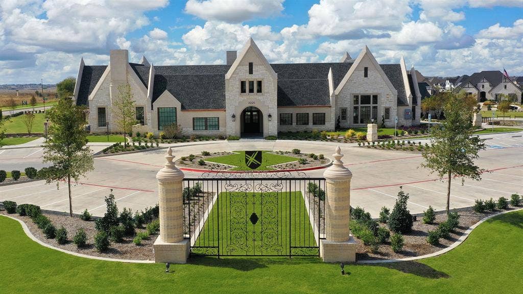 2629 Buckingham Lane, Celina, TX 75009 2629 Buckingham Lane, Celina, TX 75009